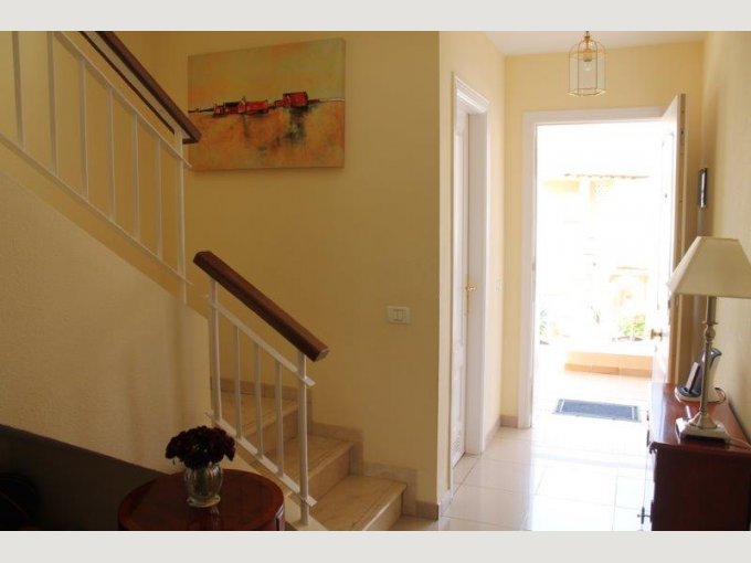 Hallway to terrace with sea view.