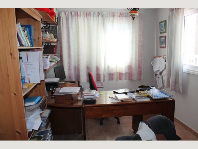 Office/bedroom 3